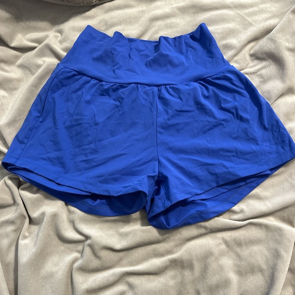 HALARA High Rise Shorts - Picture 3 of 3